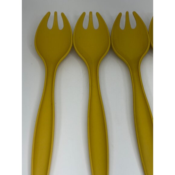 VTG Tupperware Harvest Gold Salad Serving Tongs Set Fork/Spoon 1970s Retro USA - Picture 2 of 7